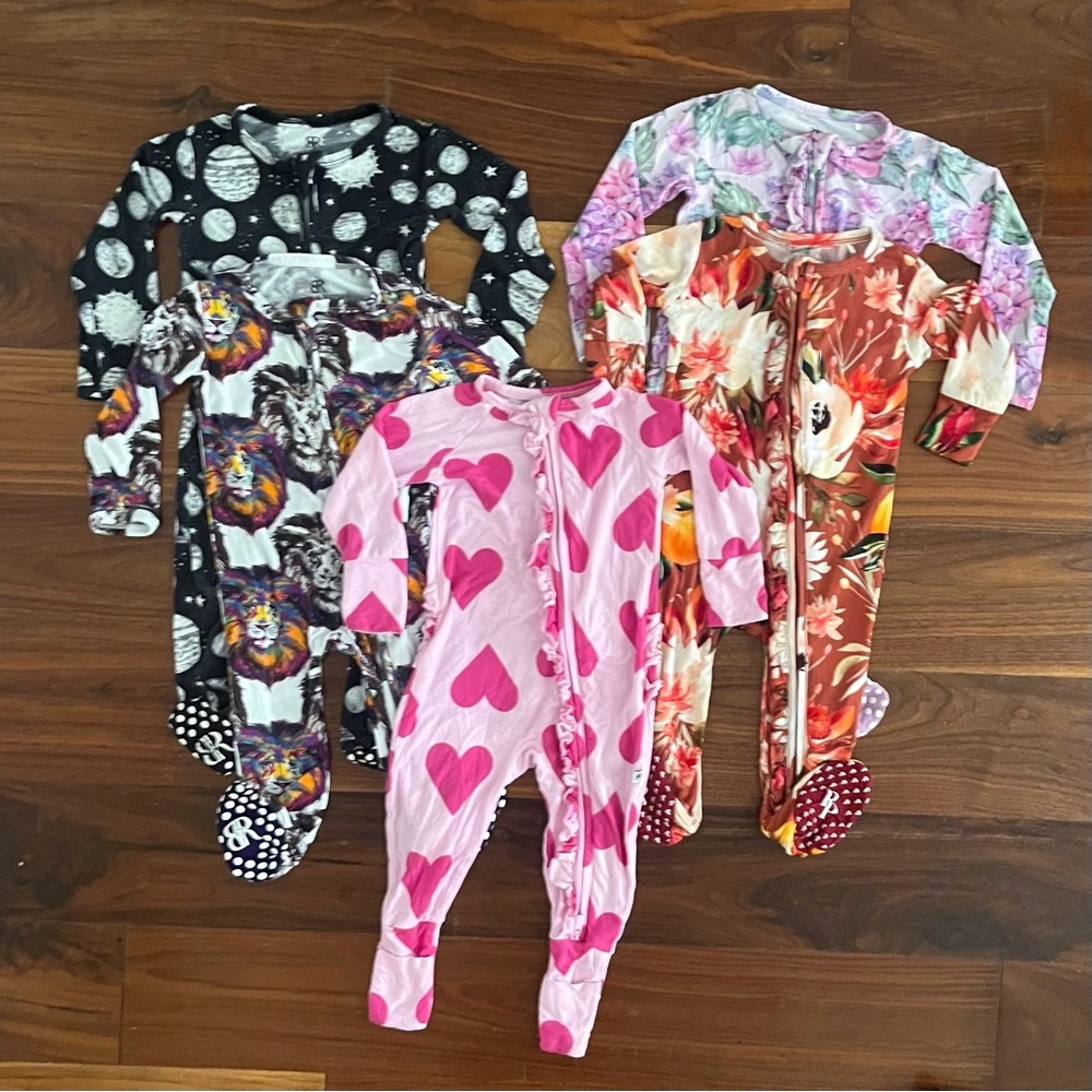 Bums & Roses + Posh Peanut bundle of 5 bamboo footed pajama rompers sz 9-12 mo